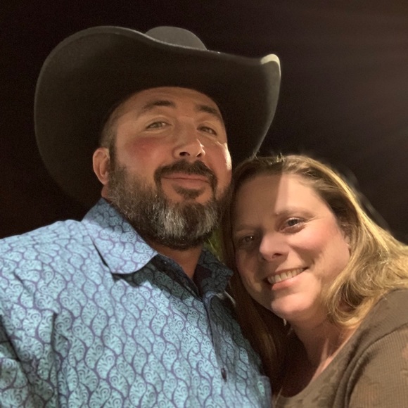 Meet your Posher, Tina - Picture 5 of 6